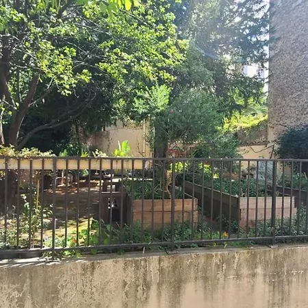 Apartment Au Coeur Historique De Montpellier, 2 Personnes Et Wifi Montpellier