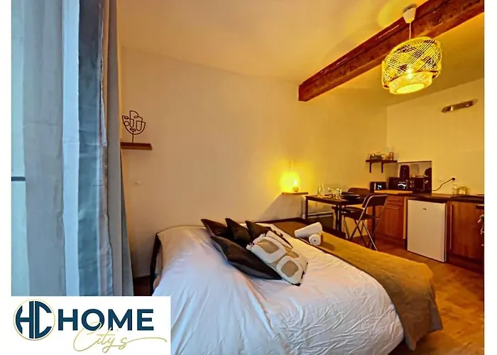 Apartment Au Coeur Historique De Montpellier, 2 Personnes Et Wifi *